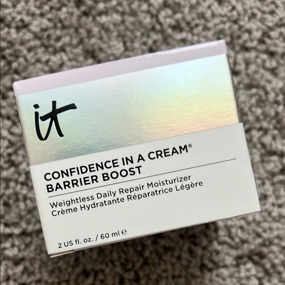 IT Cosmetics Confidence in a Cream Moisturizer